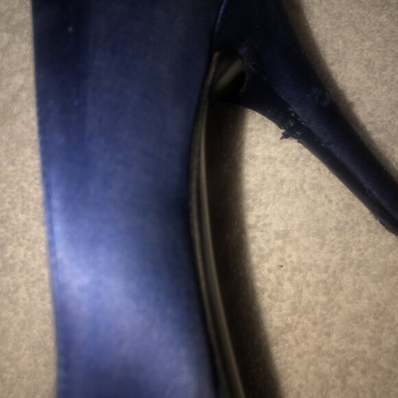 CHANEL Satin Pearl Embellished CC Logo Heels Pumps Shoes Black/blue - Picture 7 of 16